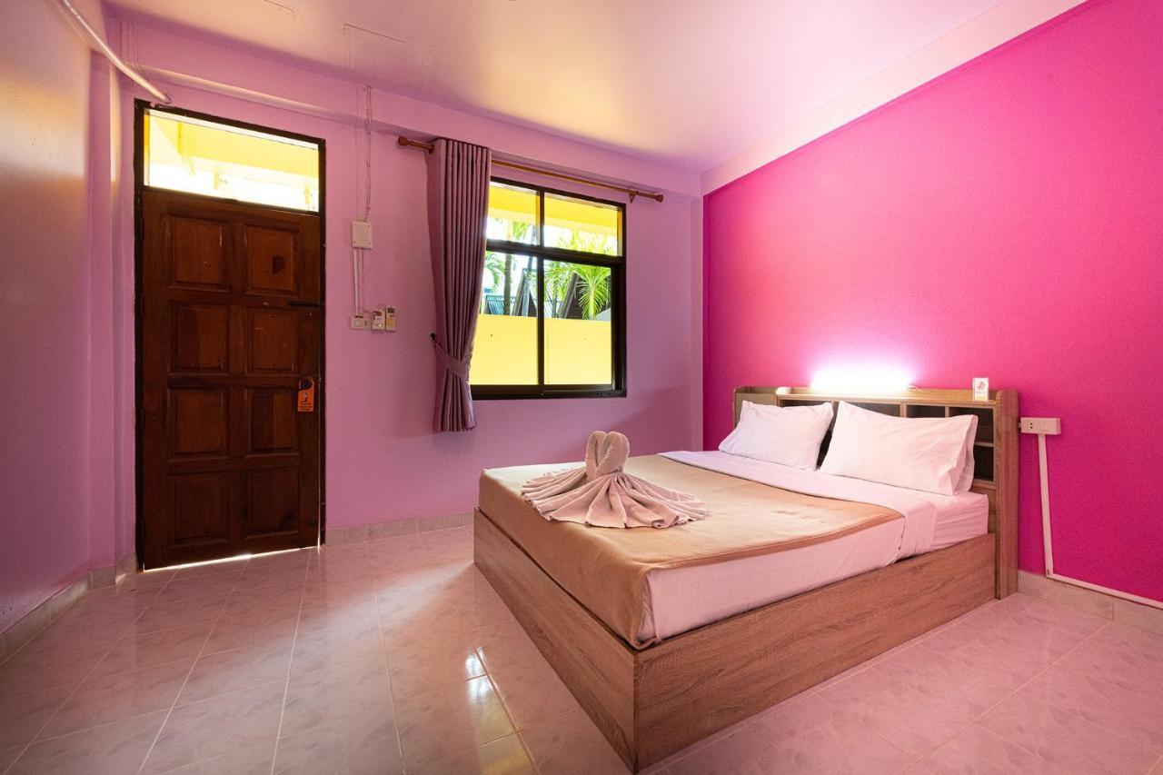 Mypatong Social Hostel Dış mekan fotoğraf