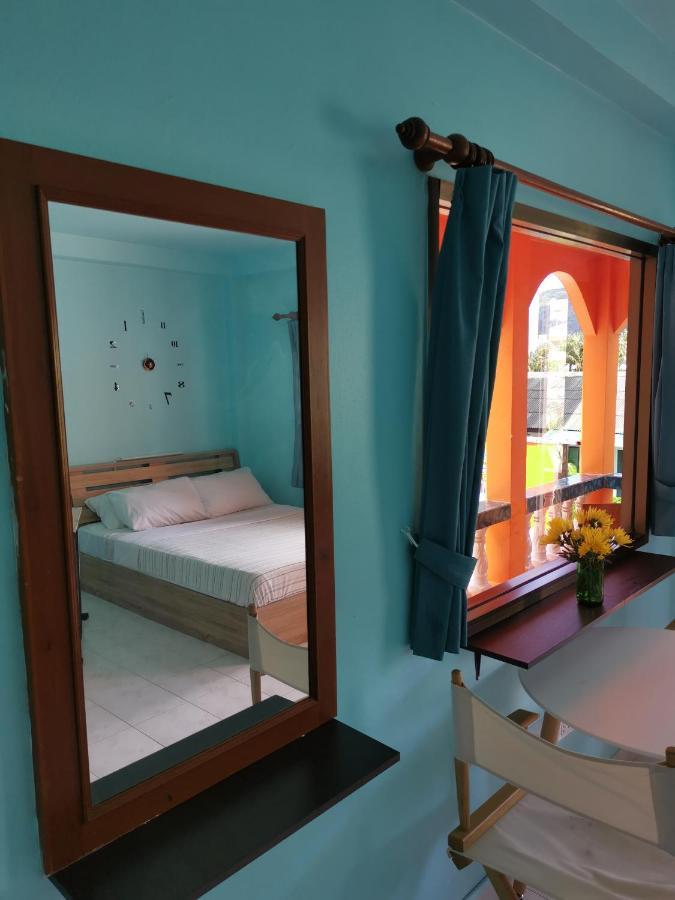 Mypatong Social Hostel Dış mekan fotoğraf